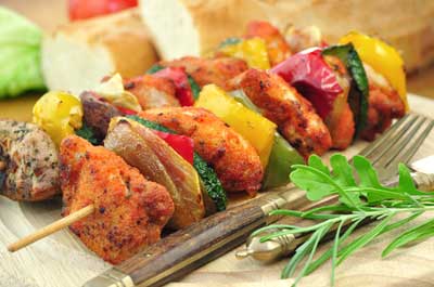 Pikante Grillspieße. Foto: Printemps, Fotolia.