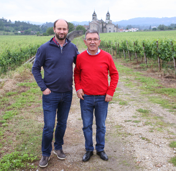Der Mitinhaber und Manager Alberto Pedrosa (rechts) mit Antonio Sousa, selbständiger Winemaker