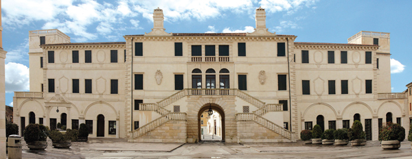 Lonigo, Rathaus, in dem sich auch das Consortio Vini Colli Berici e Vicenza befindet.