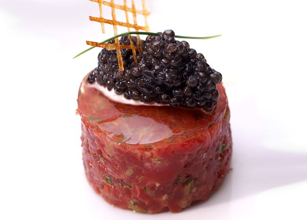 Kaviar auf Tartar. Foto: bonvinitas