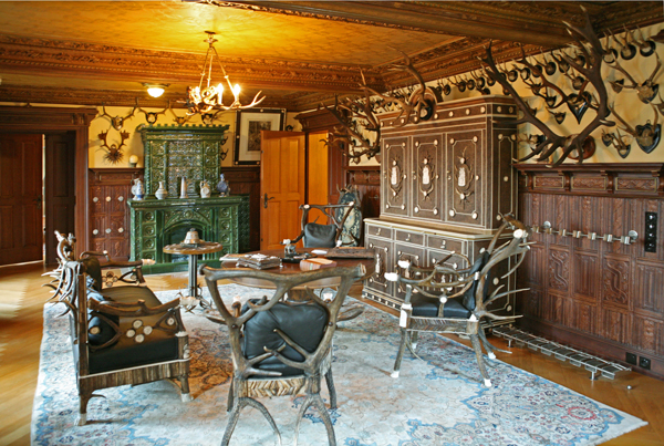 Schloss Neuweier die Salons: Der absolut einmalige Jagdsalon