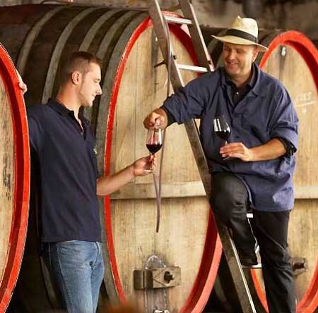 Frank Schäfer (l) mit Vater Axel, Weingut Schäfer, Neustadt-Mußbach. Foto PR