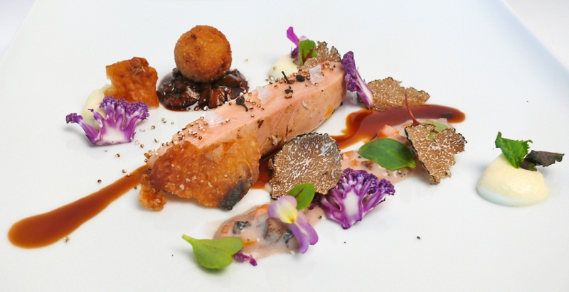 Tolle Fotos zu Thema Wein von Armin Faber – gibt’s als Bilder in vielen Größen sie dekorieren viele Restaurants, Vinotheken sowie auch Privaträume. Oben 'die Farbe des Weins' '