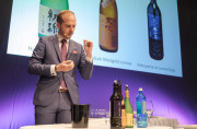 Sebastian Russold vom Kölner Weinkeller ist bester Sommelier Deutschlands - beeindruckende Karriere! Foto: Sommelier-Union