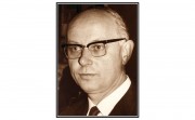 Prof. em. Dr. Paul Claus, der am 16. September 2020 nur wenige Wochen vor seinem 100. Geburtstag verstorben ist, ehemaliger Direktor der seinerzeitigen Hessischen Lehr- und Forschungsanstalt