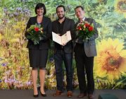 Ilse Aigner überreicht Förderpreis ökologischer Landbau an Weingut Zähringer