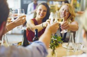 Weißweinkonsum überholt Rotwein - auch Roséwein gewinnt Marktanteil hinzu