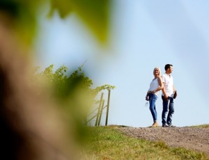 Weingut Carsten Bus in Insheim in der Südpfalz. Carsten Bus mit Ehefrau Sandra